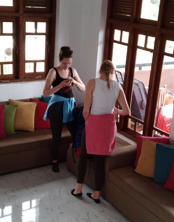 Holly House Homestay Ella Buitenkant foto